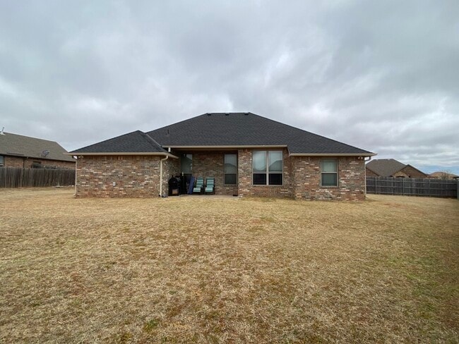 Building Photo - 1401 Limestone Way
