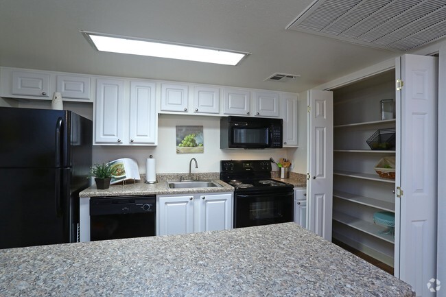 Kitchen - Southwest Village Apartments