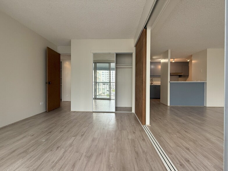 1st Bedroom - 1621 Dole St