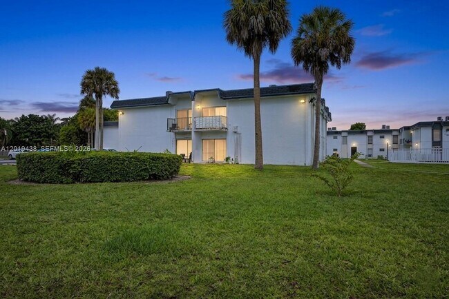 Building Photo - 7256 SW 94th Pl