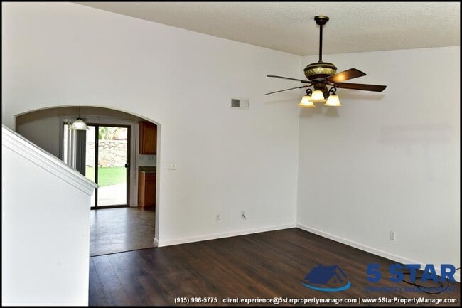 Building Photo - 3 bedroom in El Paso TX 79934