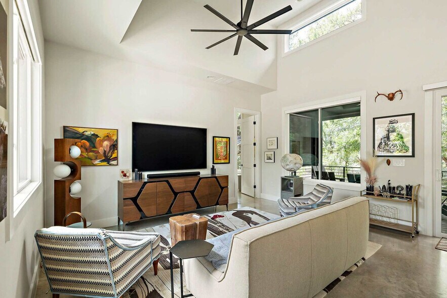 Building Photo - 3608 Pennsylvania Ave