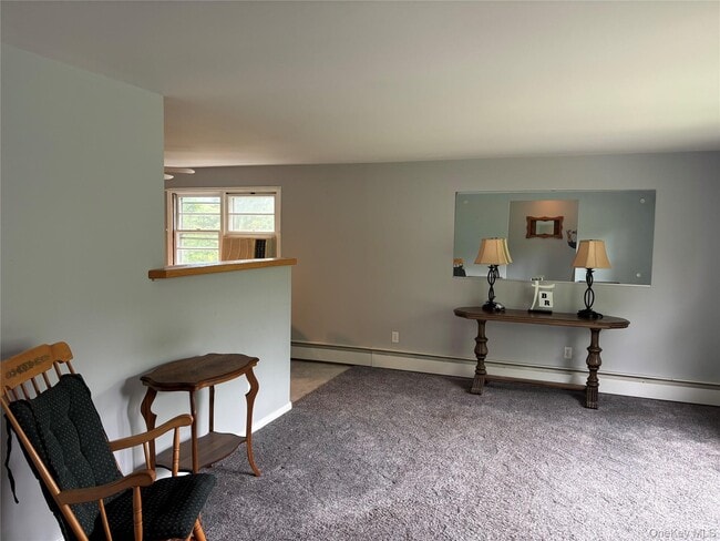 Building Photo - 239 Vineyard Ave