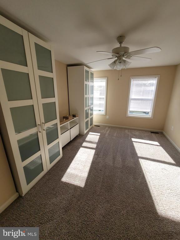 Building Photo - 141 Jefferson Rd