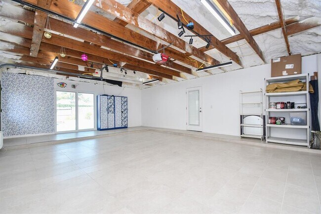 Building Photo - 23210 Greenrush Dr