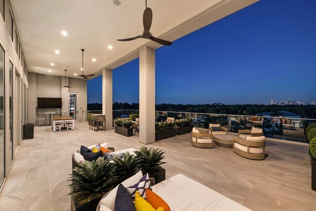Building Photo - 1317 Post Oak Park Dr