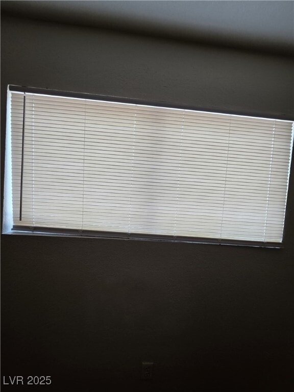 Building Photo - 2626 Lynnwood St