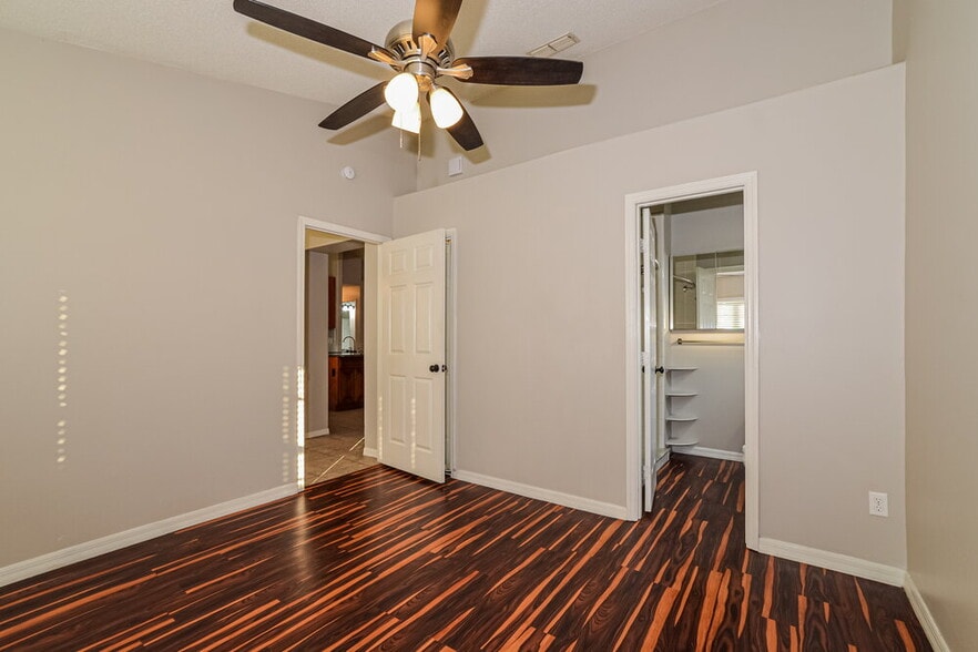 Building Photo - 11248 Cypress Leaf Dr