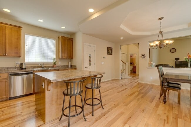 Building Photo - Beautiful 3 bedroom home in Issaquah Highl...