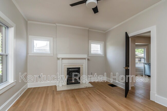 Building Photo - 161 Preston Ave