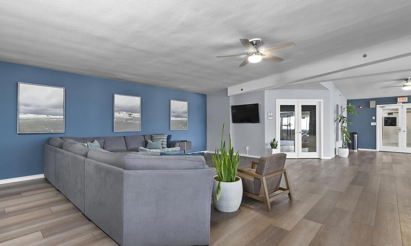 Building Photo - 1021 Scott St