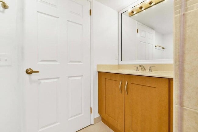 Building Photo - 3143 Clint Moore Rd