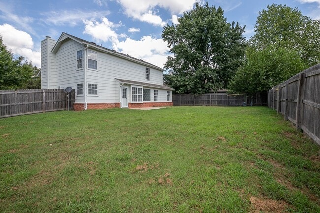 Building Photo - Gorgeous 4 Bedroom Remodel, Union Schools!