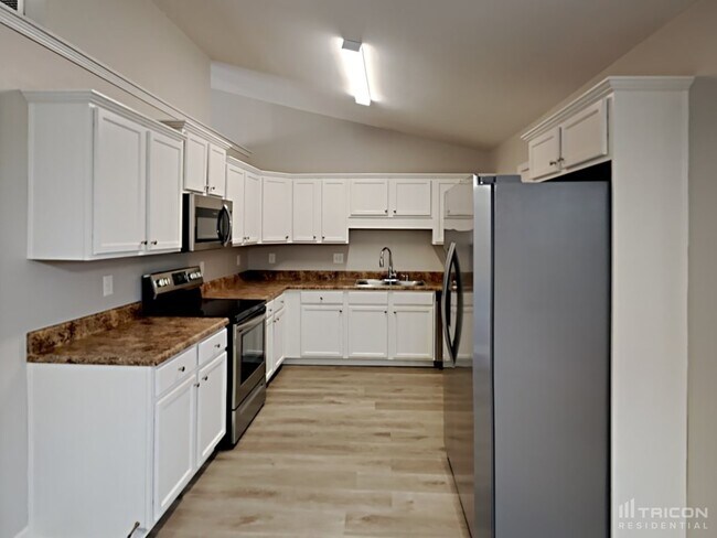 Building Photo - 74 Walnut Creek Ct