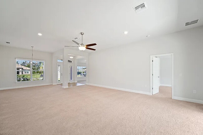 Building Photo - 599 San Ambrosio St