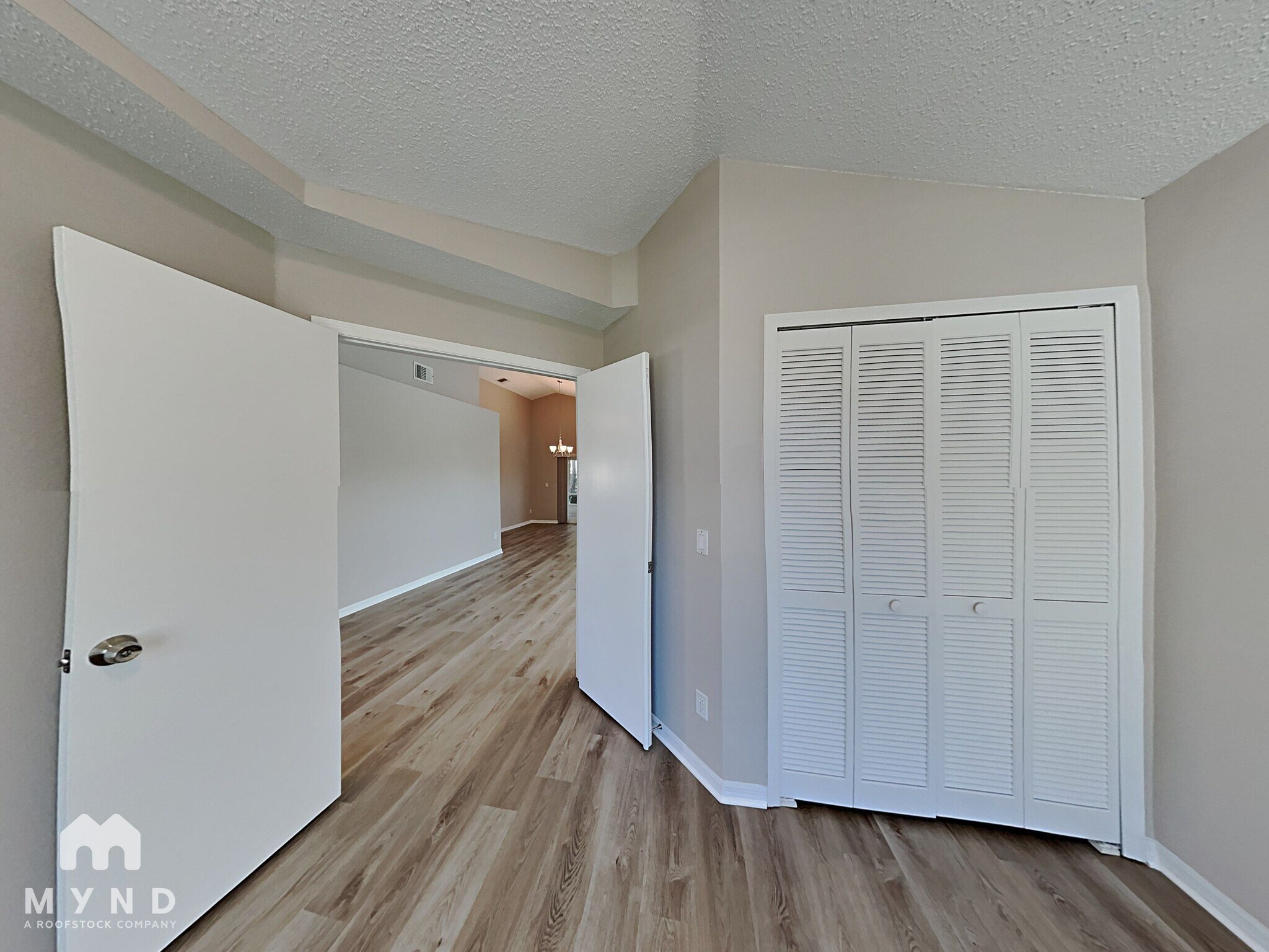 Building Photo - 915 River Wind Ave