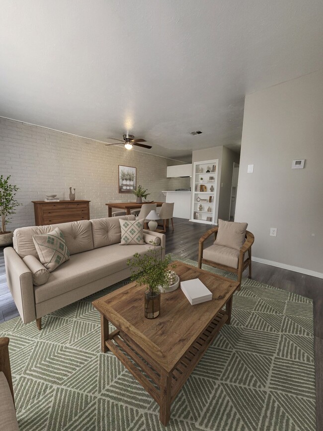 Building Photo - Quiet Living Lakeside