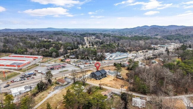 Building Photo - 8302 Lobelia Ln