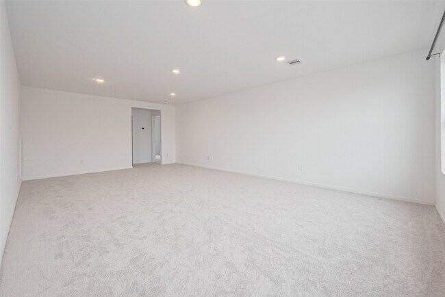 Building Photo - 26615 Coast Redwood Dr