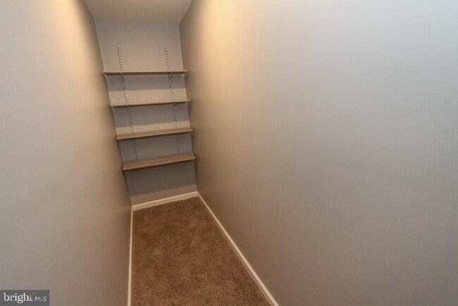 Building Photo - 8 Conover Ln