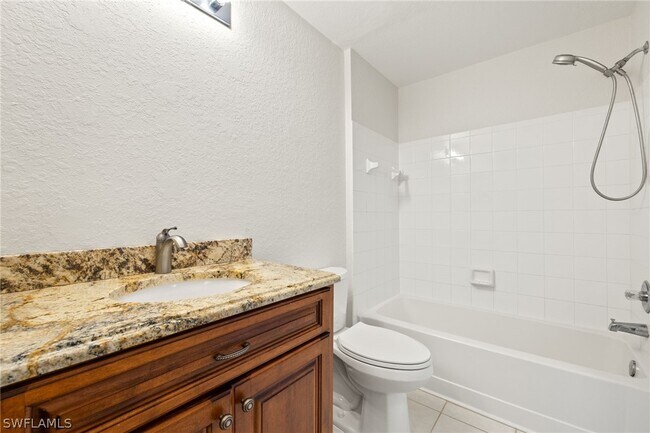 Building Photo - 6401 Aragon Way