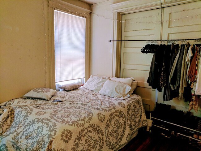 Building Photo - 1612 Floyd Ave