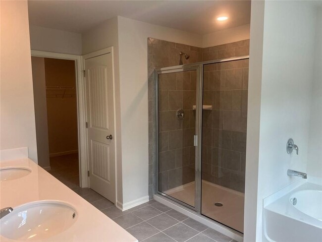 Building Photo - 3111 Greyton Dr