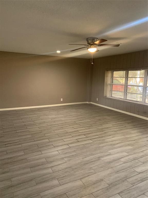 Building Photo - 1005 Fleetwood Dr