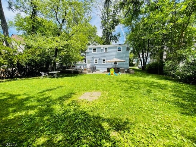 Building Photo - 274 Woodland Ave