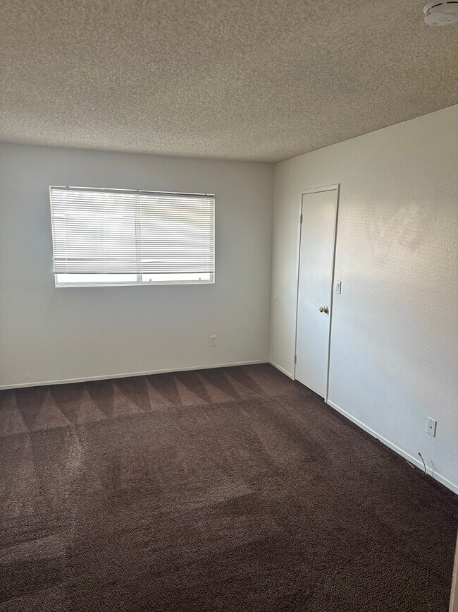 Building Photo - 1639 Orchid Ln