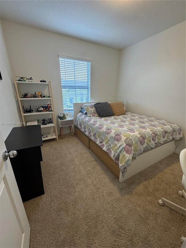 Building Photo - 466 NE 12th St