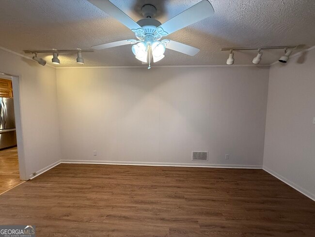 Building Photo - 109 Janice Pl