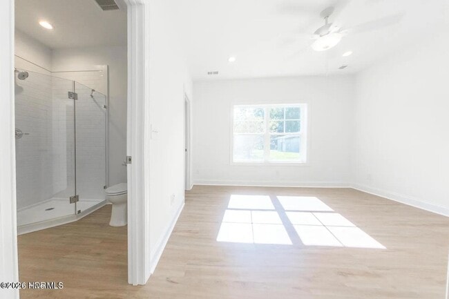 Building Photo - 24 Crew Ct