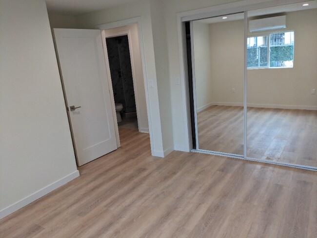 Building Photo - 2102 Thurman Ave.