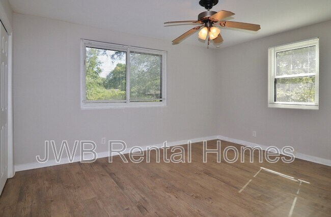 Building Photo - 3054 Yanlee Ln