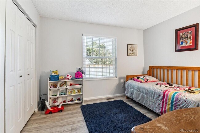 Building Photo - 8468 Everett Way