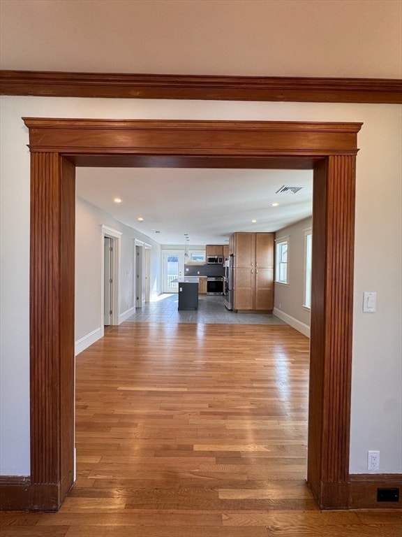 Building Photo - 14 White St