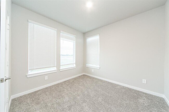 Building Photo - 22503 Cappella Vlg Ln