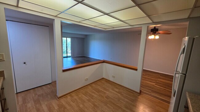 Building Photo - 475 Plum Creek Dr