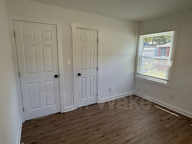 Building Photo - 2325 Quartz Ct