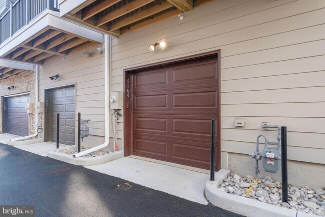 Building Photo - 3104 Camber Pl