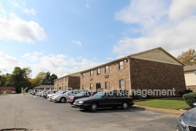 Building Photo - 106 Koffman Dr