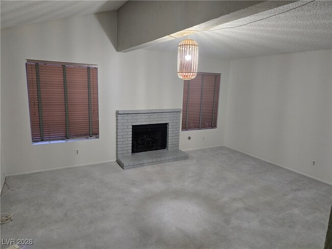 Building Photo - 104 Boysenberry Ln