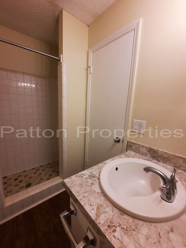Building Photo - 1833-1835 Kathleen Drive -  Outside CoC -R...