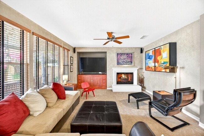 Building Photo - Elegant Summer Rental in Carmel Valley | Fully Furnished