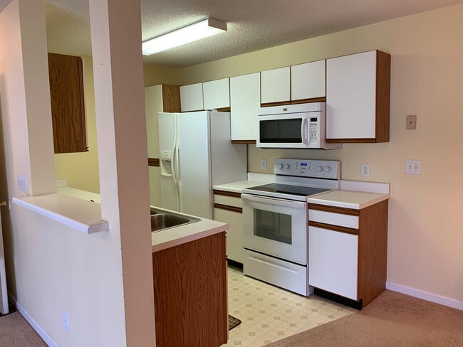 Building Photo - Three Bedroom, Second Floor Condo at South Bay Lakes in Surfside! Available Soon!