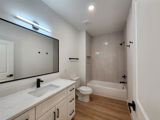 Building Photo - 7817 Beckley St