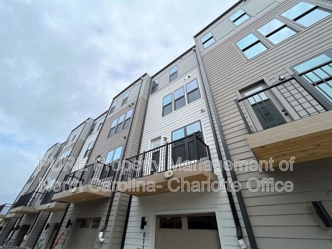 Building Photo - 611 W Tremont Ave