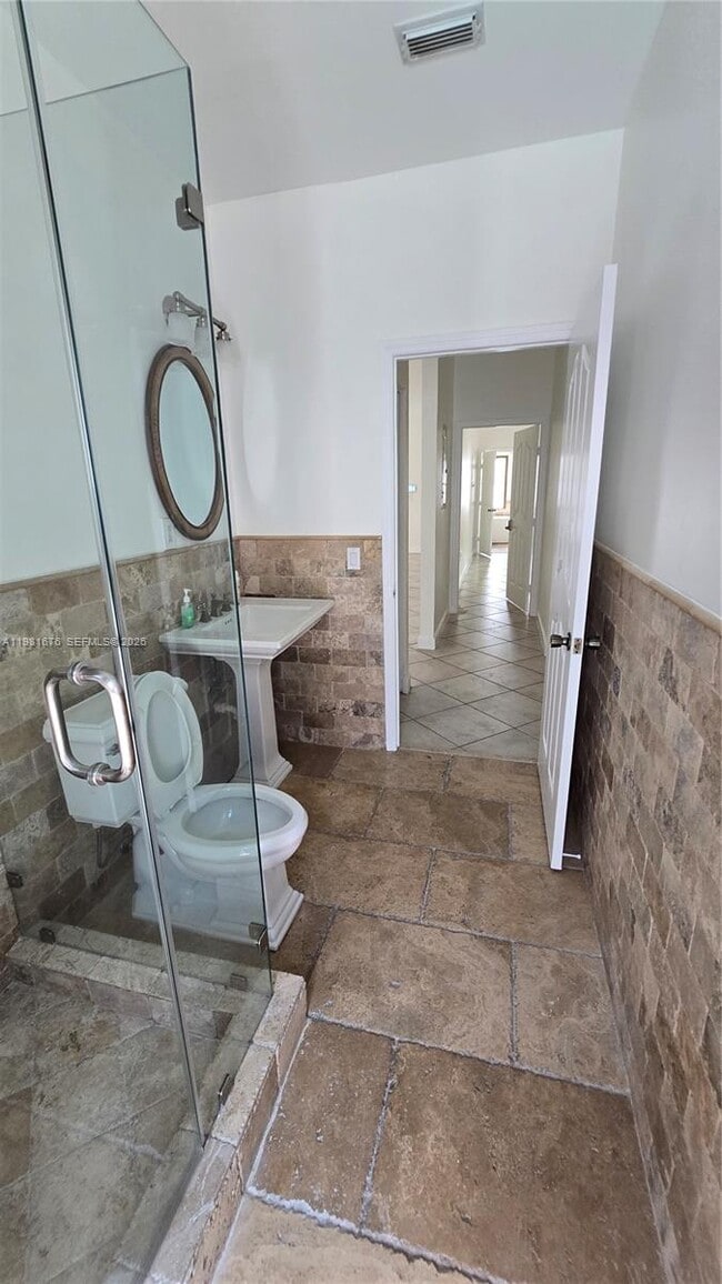 Building Photo - 15826 SW 138th Terrace