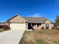 Building Photo - 243 Chestnut Oak Cir